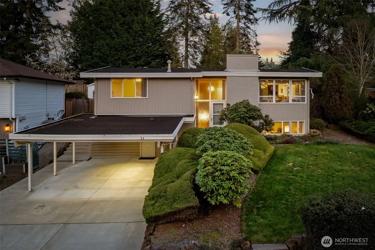 24 158th Place Se, Bellevue, WA 98008 - #1