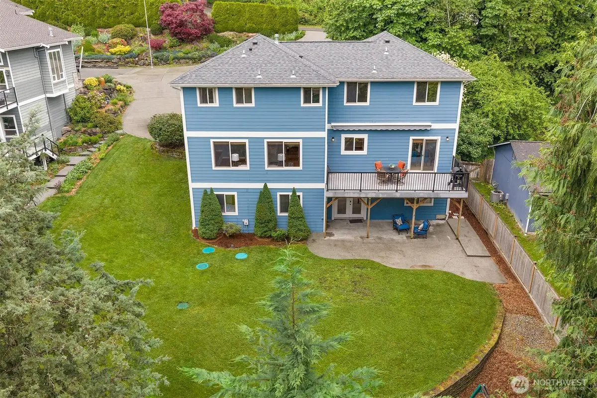 211 210th Avenue Ne, Sammamish, WA 98074 - #1