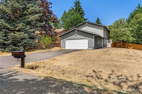 7337 E Patricia Street, Port Orchard, WA 98366