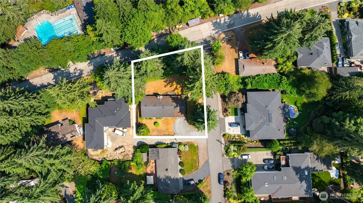 10466 SE 19th Street #1, Bellevue, WA 98004 - #1