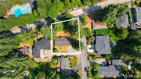 10466 SE 19th Street #1, Bellevue, WA 98004