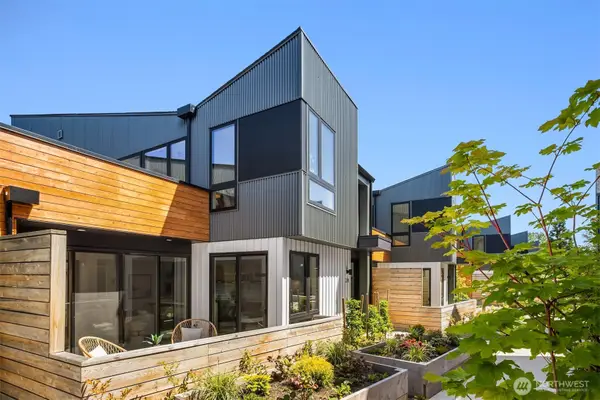 228 Canopy Path Nw, Bainbridge Island, WA 98110