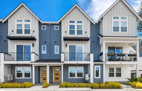 9007 NE 203rd Lane #B, Bothell, WA 98011