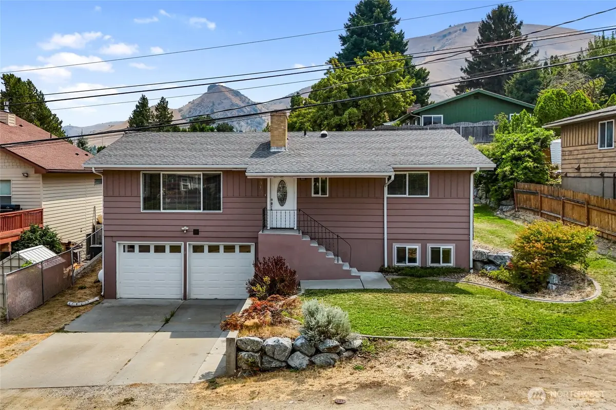 2315 Lester Street, Wenatchee, WA 98801 - #1