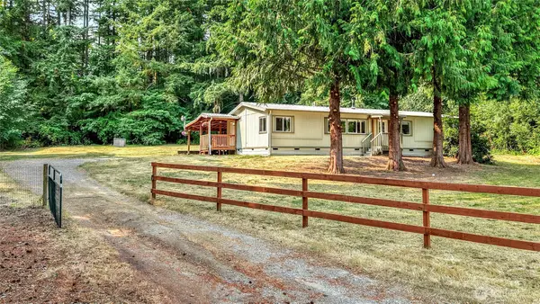 330 SW Dogwood Road, Port Orchard, WA 98367