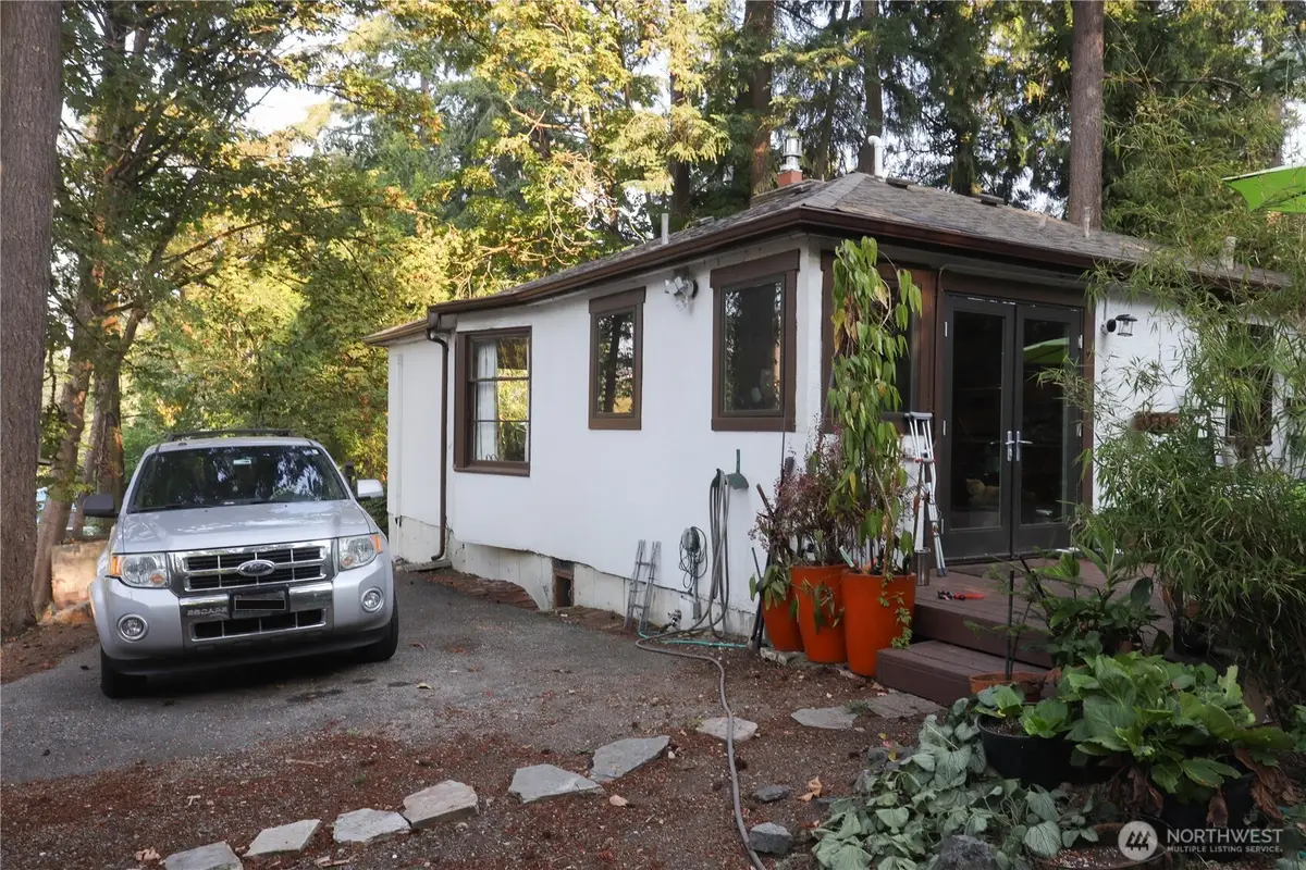 10747 56th Avenue S, Seattle, WA 98178 - #1