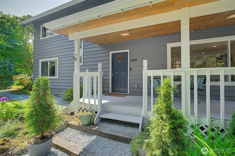 2527 200th Avenue Se, Sammamish, WA 98075 - #2