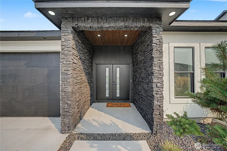 1405 W Lakeside Drive, Moses Lake, WA 98837 - #3