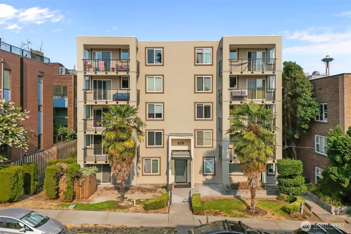 626 4th Avenue W #306, Seattle, WA 98119 - #1