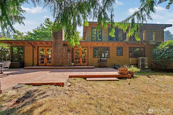 12838 NE 73rd Street, Kirkland, WA 98033