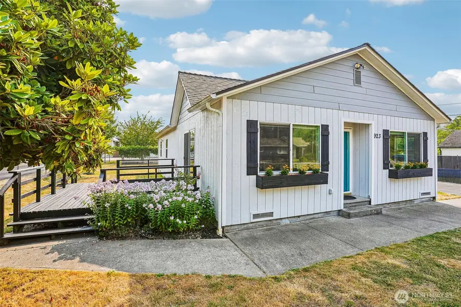 923 16th Street Sw, Puyallup, WA 98371 - #3
