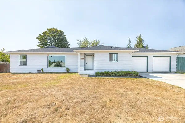 820 W 12th Street, Port Angeles, WA 98363
