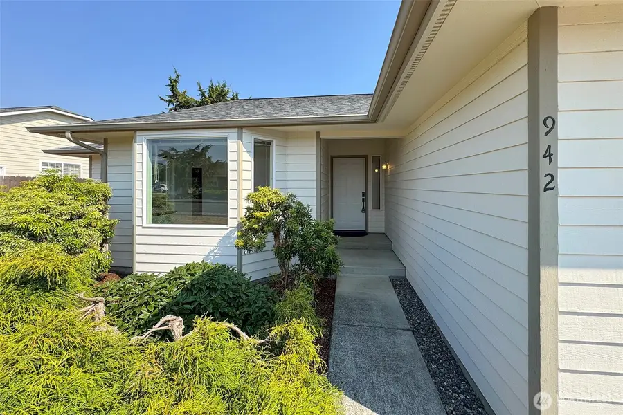 942 E Willow Street, Sequim, WA 98382 - #2