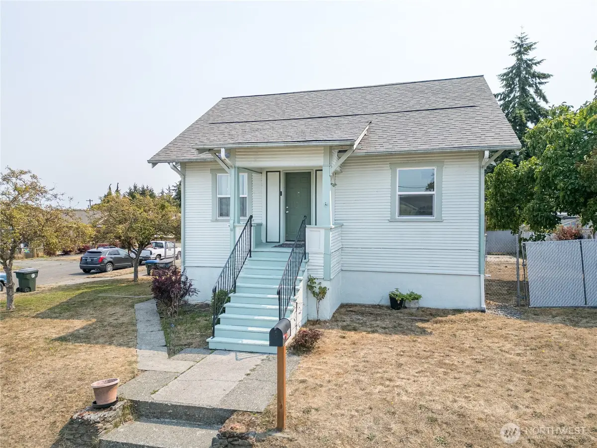 903 S Peabody Street, Port Angeles, WA 98362 - #1