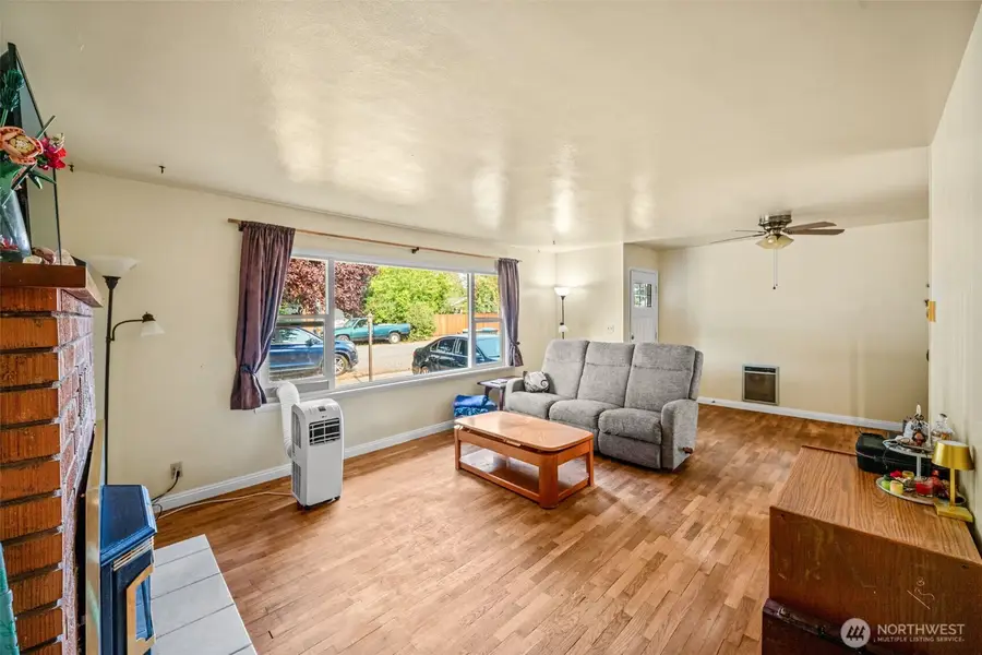 315 Latona Street, Centralia, WA 98531 - #3