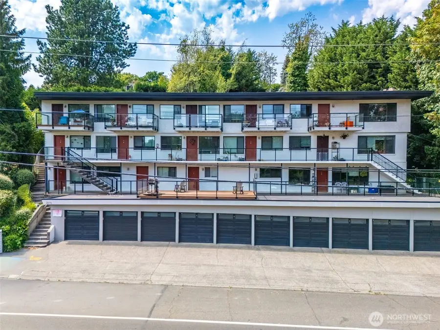 2515 Thorndyke Avenue W, Seattle, WA 98199 - #2