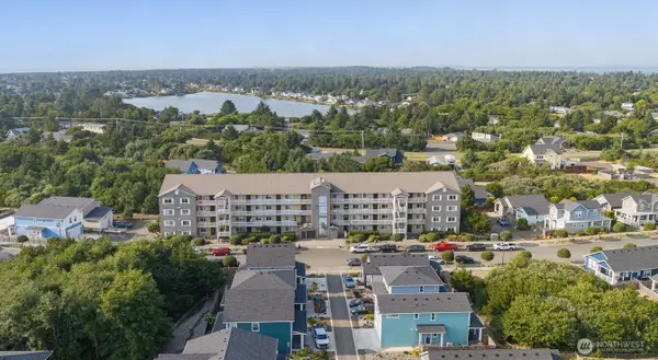 262 Oyhut Bay Boulevard Sw #301, Ocean Shores, WA 98569