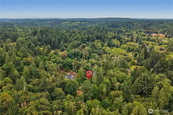 915 174th Avenue Nw, Lakebay, WA 98349