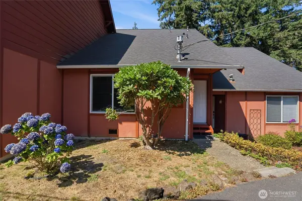 12824 62nd Avenue Nw #D4, Gig Harbor, WA 98332