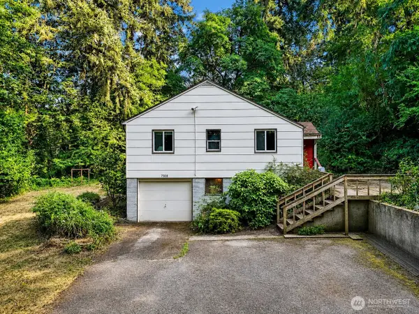 7508 Woodland Avenue E, Puyallup, WA 98371