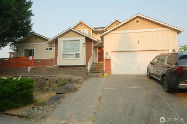 4012 122nd Avenue Se, Bellevue, WA 98006