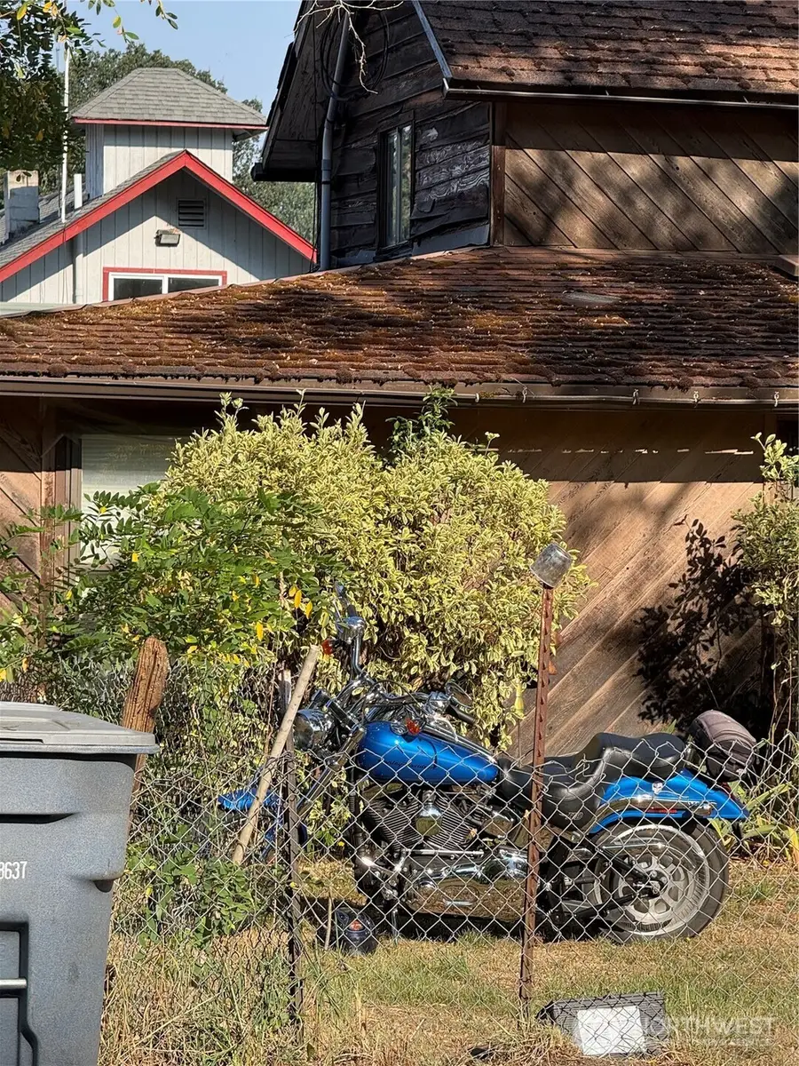 303 Peterson Street S, Roy, WA 98580 - #3