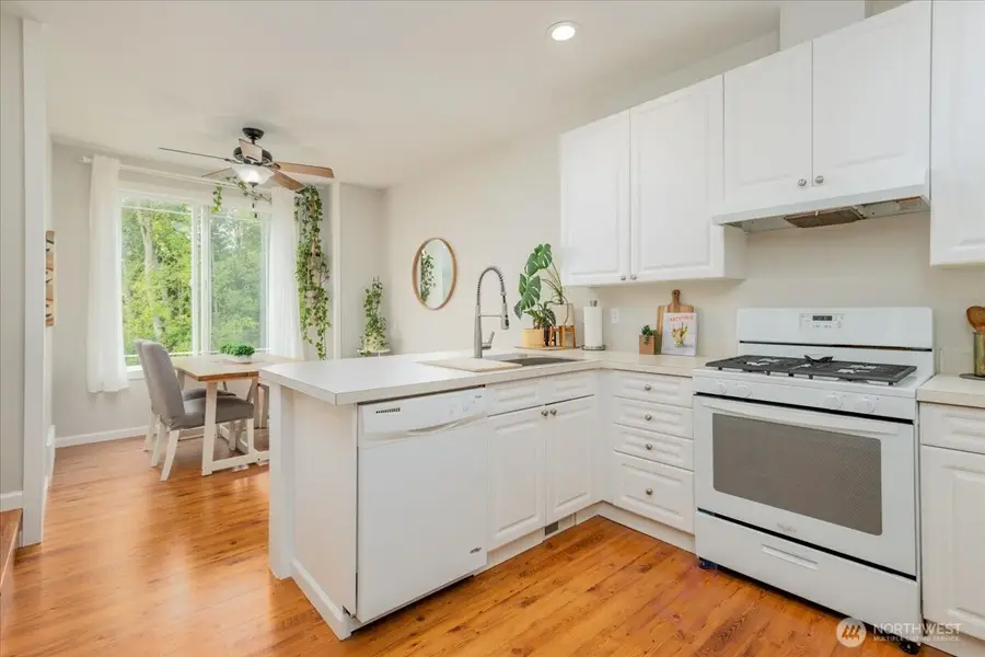 10410 Holly Drive #E, Everett, WA 98204 - #3
