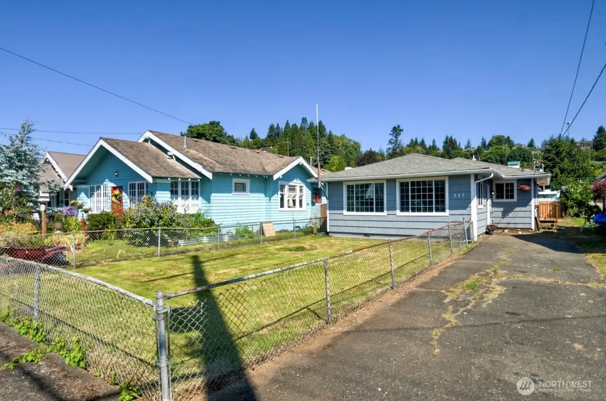 327 Eklund Avenue, Hoquiam, WA 98550 - #1
