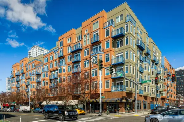 2414 1st Avenue #413, Seattle, WA 98121