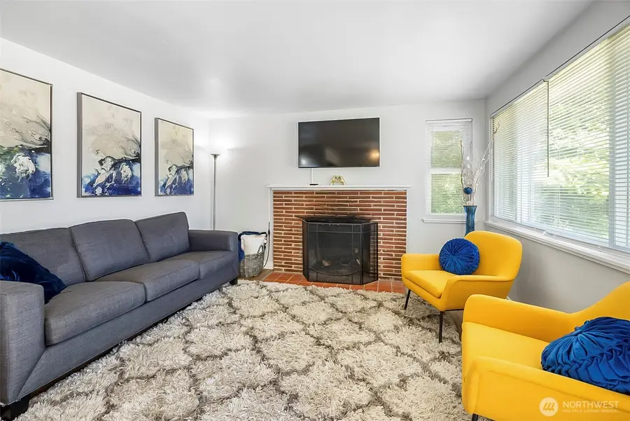 9201 36 Avenue S, Seattle, WA 98118 - #3