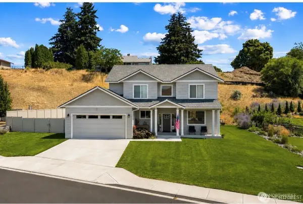 3113 NW Delcon Court, East Wenatchee, WA 98802