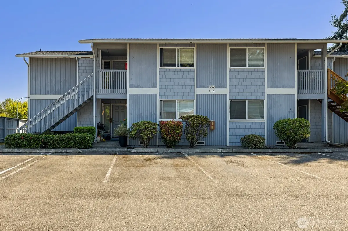 9115 1st Place Ne #3, Lake Stevens, WA 98258 - #1