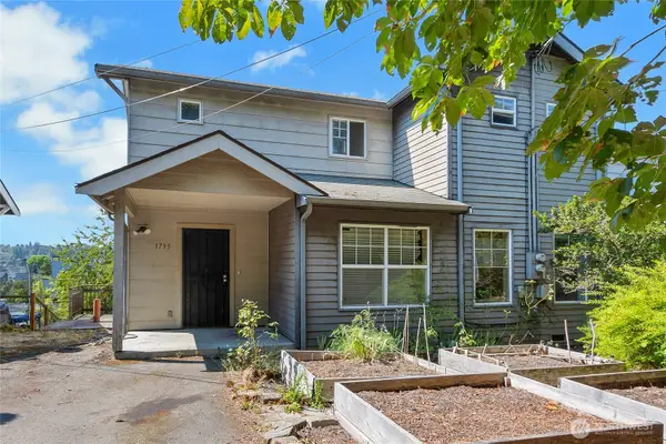 1735 28th Avenue S, Seattle, WA 98144