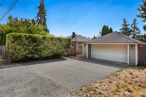 12025 56th Place S, Seattle, WA 98178