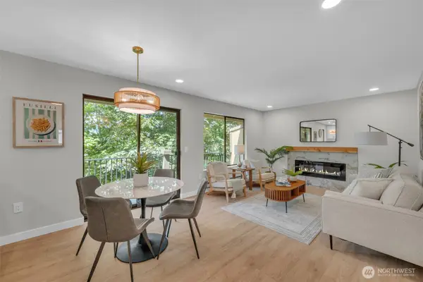 11701 100th Avenue Ne #5, Kirkland, WA 98034