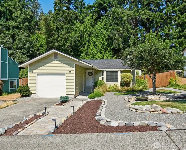 332 S 314th Place, Federal Way, WA 98003