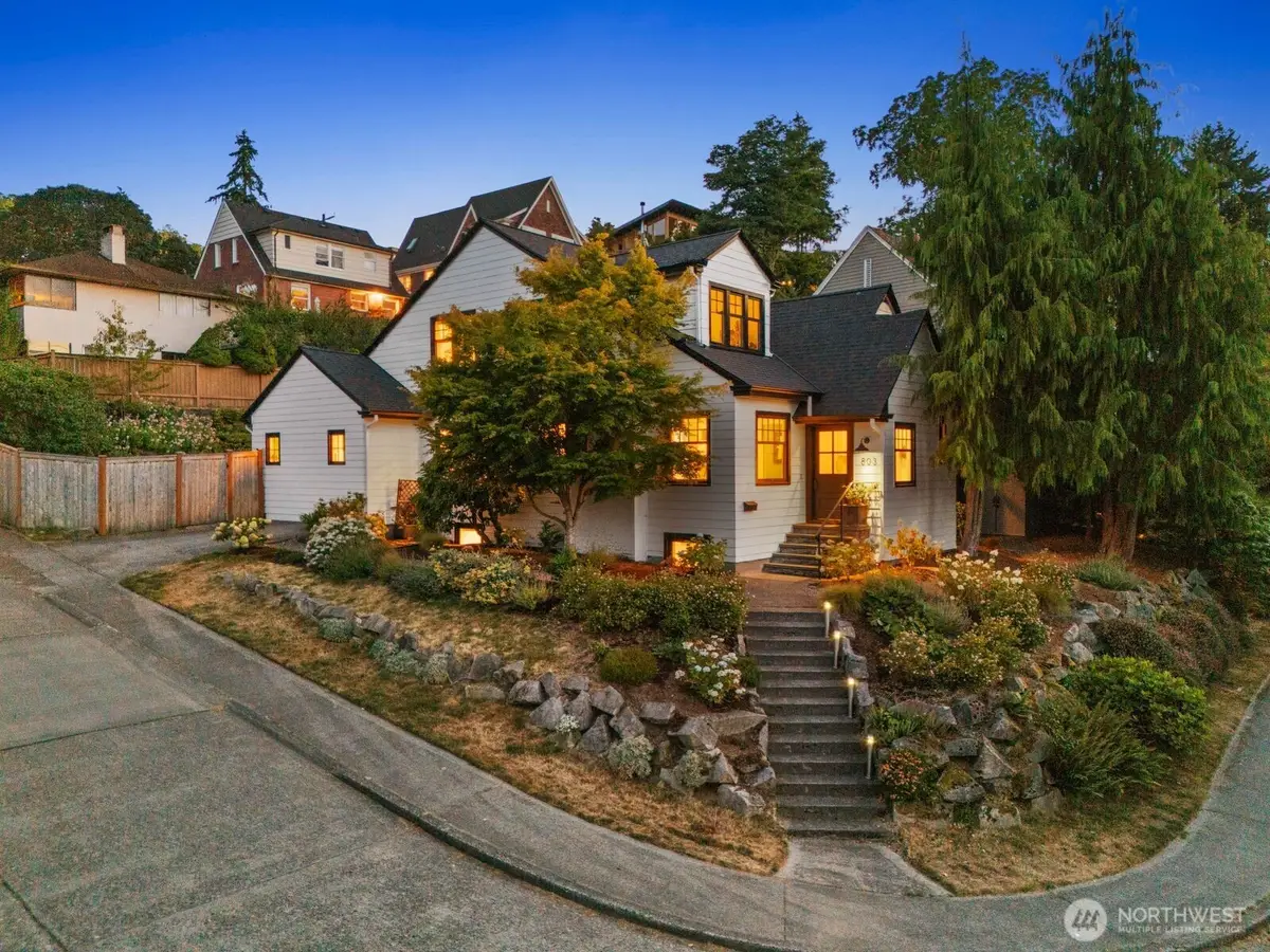 803 W Etruria Street, Seattle, WA 98119 - #1