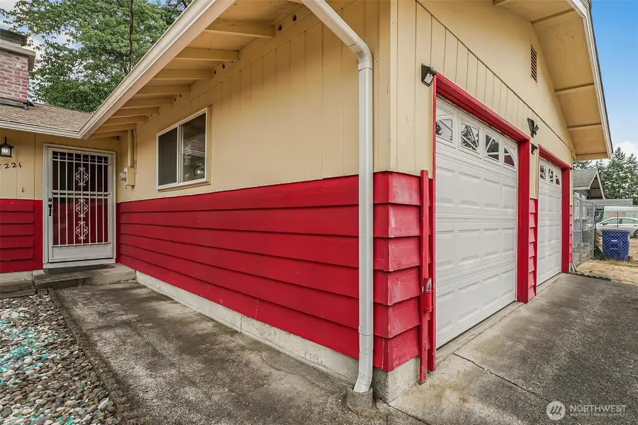 17221 13th Avenue Ct E, Spanaway, WA 98387 - #3
