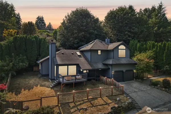 5231 NE 193rd Place, Lake Forest Park, WA 98155