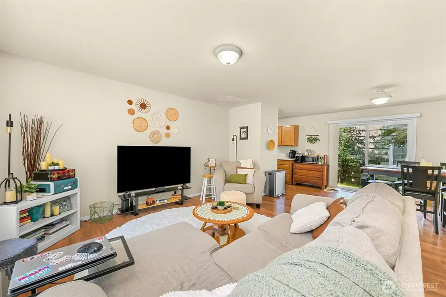 1720 S 6th Street, Mount Vernon, WA 98273 - #3