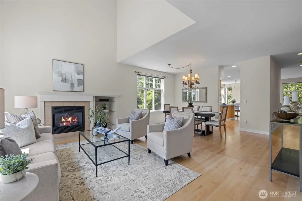 6748 161st Avenue Se #A, Bellevue, WA 98006 - #1