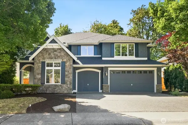 27225 SE 13th Place, Sammamish, WA 98075