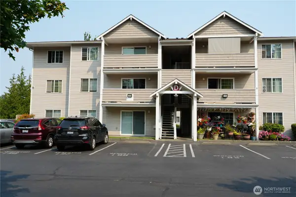 1001 W Casino Rd #D203, Everett, WA 98204