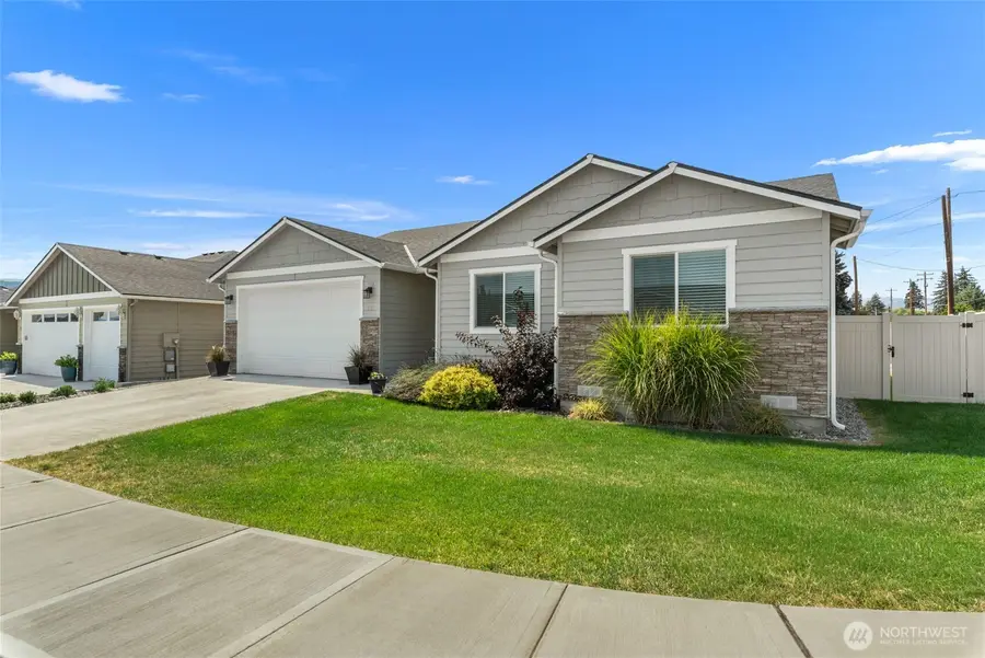 12 Emma Drive, Wenatchee, WA 98801 - #2