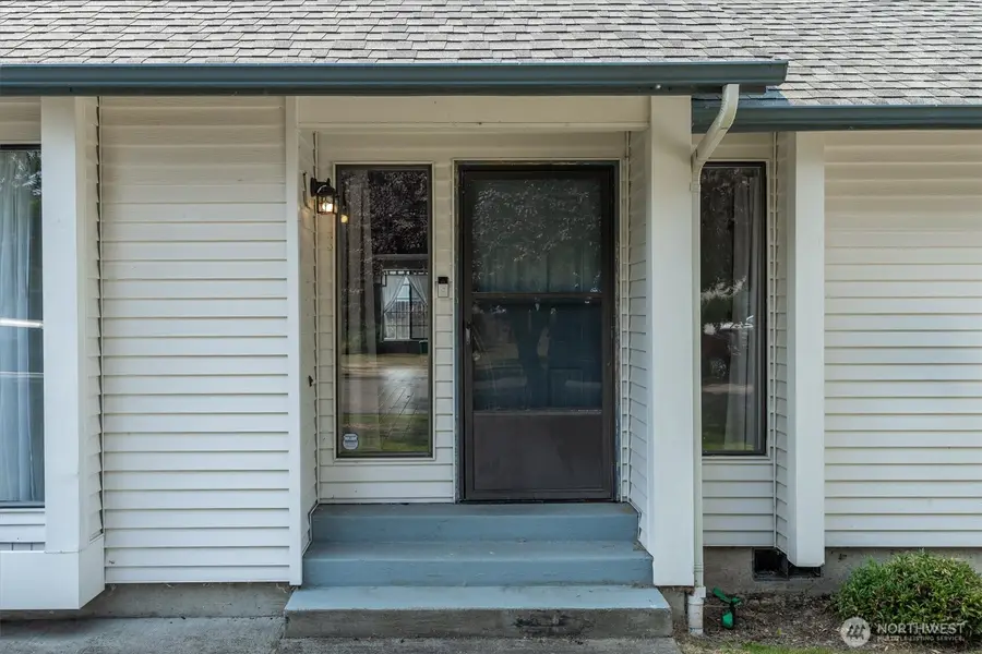 2427 Hickory Avenue, Longview, WA 98632 - #3