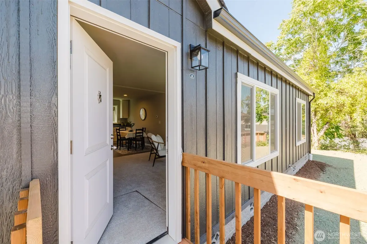 5212 5th Street, Bremerton, WA 98312 - #1