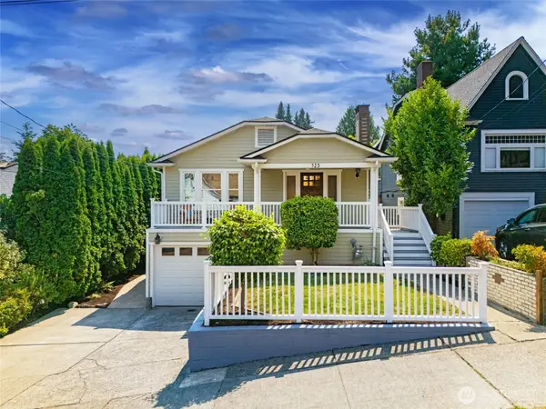 523 N 70th Street, Seattle, WA 98103