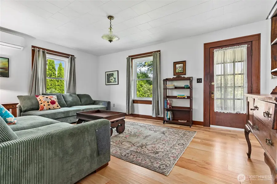 208 Mead Avenue, Everson, WA 98247 - #3
