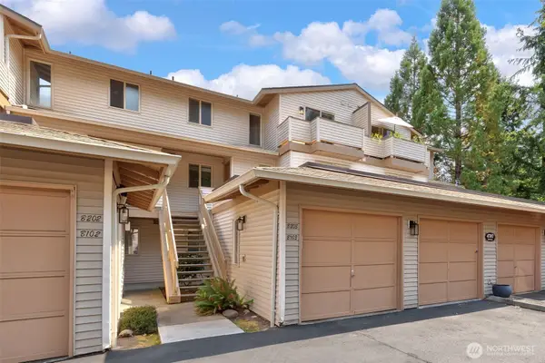 4707 NW Walgren Drive #B-203, Silverdale, WA 98383