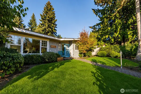 10648 NE 47th Place, Kirkland, WA 98033